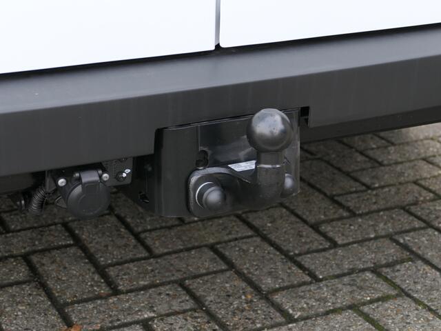 Renault MASTER E-Tech T35 L2H2 Advance long range 87 kWh *NIEUW* *Betimmering laadruimte* - Trekhaak, navi, sensor v+a, camera