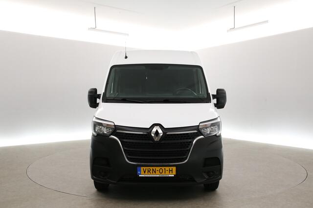 Renault MASTER T35 2.3 dCi L3H2 RWD | Dubbellucht | 3500KG Trekgew. | Trekh. | Airco | Cruise | Carplay | 3-Zits | Navi | Parkeersens.