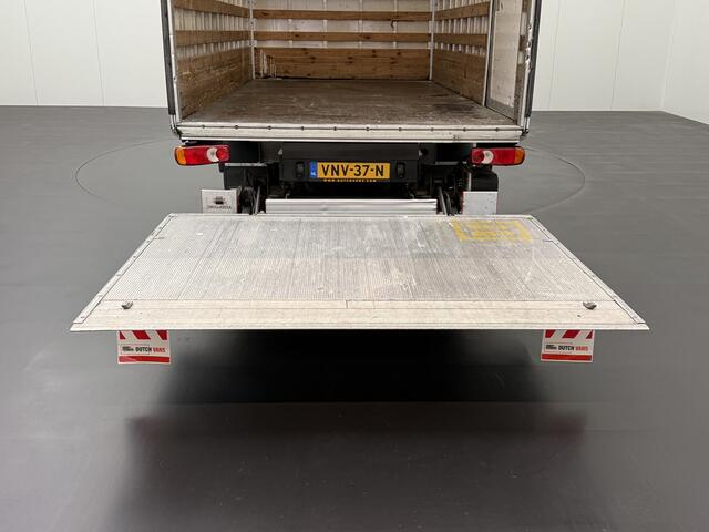 Renault MASTER 2.3DCi 165PK Dubbellucht Bakwagen+Laadklep | Dakspoiler | Zijdeur | 3-Persoons | Betimmering | Navigatie