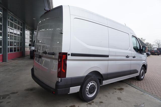 Renault MASTER T35 2.0 dCi 170PK L2H2 Extra nr. V156 | Airco | Navi | Cruise | Camera