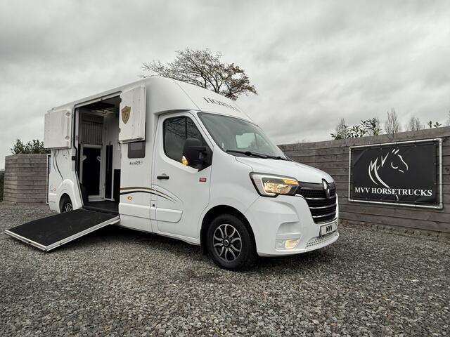 Renault MASTER PAARDENWAGEN BARBOT | DUB CAB | 5 ZITPLAATSEN | HENGST | 2020 | 64.103KM | MARGE | NL KENTEKEN