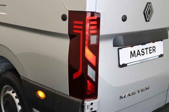 Renault MASTER T35 2.0 dCi 150pk L3H2 Advance | Trekhaak | Laadruimtepakket | Achteruitrijcamera | Rear step |