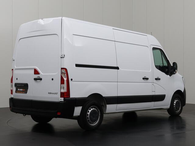 Renault MASTER 2.3DCi 136PK L2H2 | Airco | Cruise | 3-Persoons | Betimmering