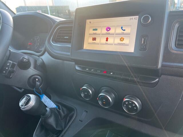 Renault MASTER T35 2.3 dCi 110KW DC 7P PICK UP PRITSCHE KLIMA EURO6