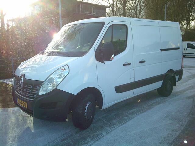 Renault MASTER T35 2.3 dCi L1H1 VOORZIEN VAN AIRCO+CRUISE+TREKHAAK !!