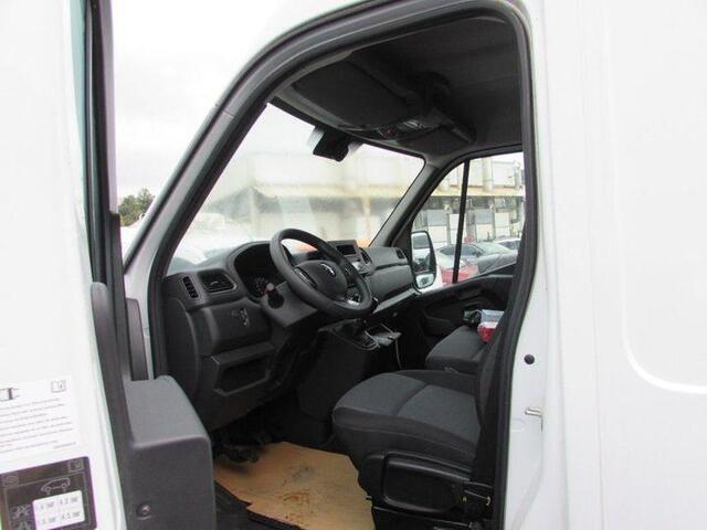 Renault MASTER T33 2.3 dCi 135 L2H2 Comfort 135pk | Airco | Cruise Controle | BPM vrij | Compleet ingericht, incl. werkbank!