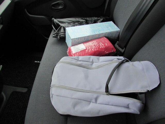 Renault MASTER T33 2.3 dCi 135 L2H2 Comfort 135pk | Airco | Cruise Controle | BPM vrij | Compleet ingericht, incl. werkbank!