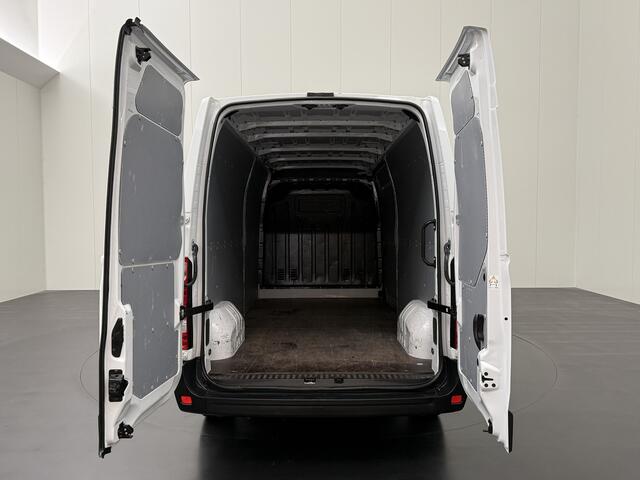 Renault MASTER 135PK L3H2 | Euro 6 | Airco | Cruise | 3-Persoons | Betimmering