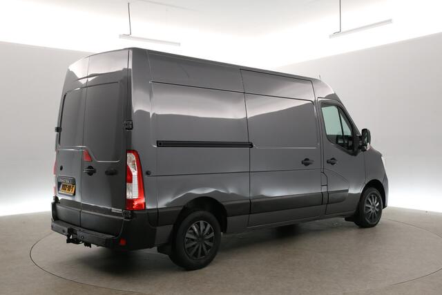 Renault MASTER T35 2.3 dCi 180PK L2H2 | Airco | Camera | Cruise | 3-Zits | Trekh. | Navi | Carplay | Parkeersens.