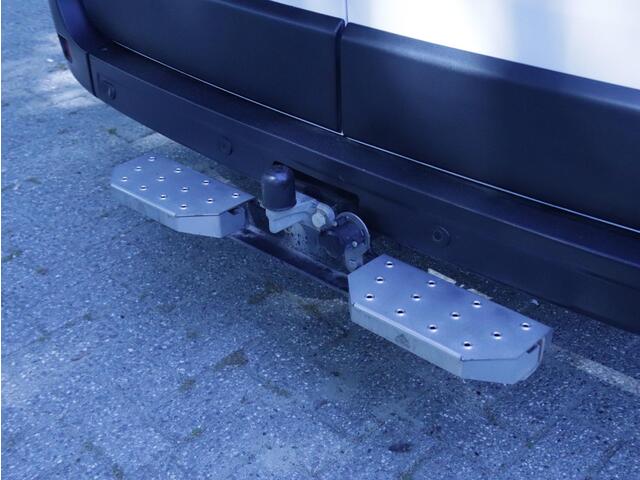 Renault MASTER T35 2.3 dCi 180 L2H2 Energy Work Edition | Imperial | Trekhaak | Achteruitrijcamera | Navigatie |