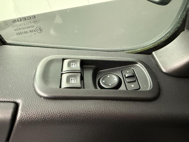 Renault MASTER 2.3DCI 135PK L2H2 Business | Airco | Cruise | 3-Zits