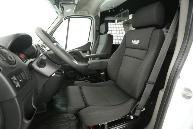 Renault MASTER T35 2.3 dCi L2H2 | Airco | Cruise | Trekh. | Imperiaal | Navigatie | Carplay