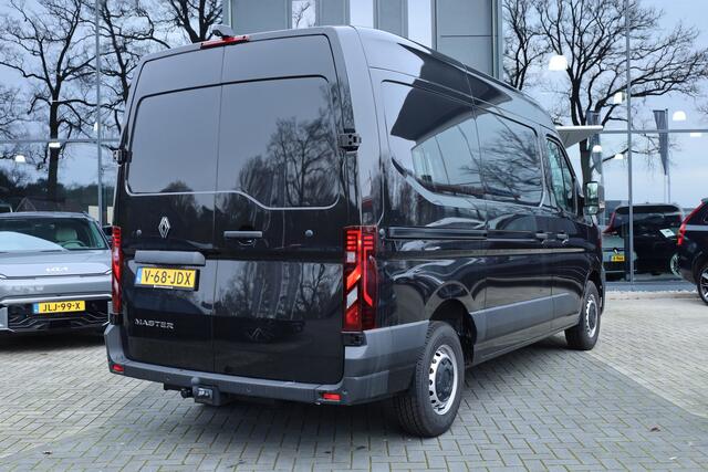 Renault MASTER T35 2.0 dCi 130 L2H2 Advance | Trekhaak | Camera | Apple Carplay | Zwart | Betimmering | Voorraad