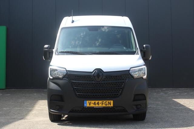 Renault MASTER T35 2.3 dCi 180Pk L3H2 Energy Work Edition | Navigatie | Parkeersensoren & Camera | Side Bars | Betimmering | Airco | Cruise Control | Schuifdeur Links & Rechts | Black Edition | Trekhaak |