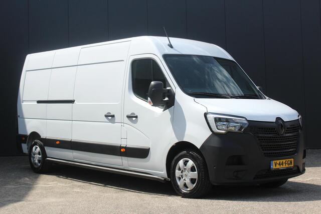 Renault MASTER T35 2.3 dCi 180Pk L3H2 Energy Work Edition | Navigatie | Parkeersensoren & Camera | Side Bars | Betimmering | Airco | Cruise Control | Schuifdeur Links & Rechts | Black Edition | Trekhaak |