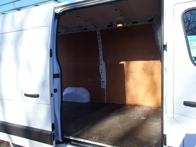 Renault MASTER T35 2.3 dCi L2H2