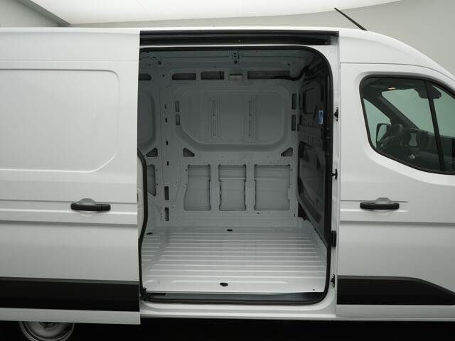 Renault MASTER T35 2.0 dCi 130 L2H2 Start - REGISTRATIEVOORDEEL - Achteruitrijcamera - Apple Carplay - Android Auto - Cruise Control