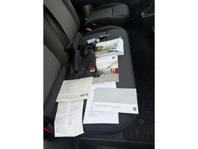 Renault MASTER T35 2.3 dCi 135 L3H2 Work Edition 2023 Km 90.000 Uniek Vol optie !!