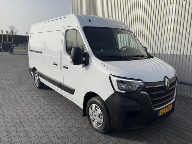 Renault MASTER T35 2.3 dCi 135 L2H2*A/C*CRUISE*NAVI*HAAK*CAM*