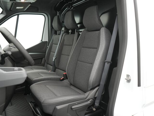 Renault MASTER T35 2.0 dCi 130 L2H2 Advance - All Seasonbanden - Afneembare Trekhaak - Apple Carplay - Android Auto