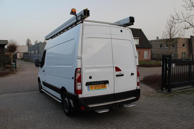 Renault MASTER T35 2.3 dCi 130PK Euro6 L2H2 ? airco ? imperiaal ? trekhaak 2500KG