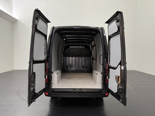 Renault MASTER 2.3DCi 135PK L2H2 | Navigatie | Camera | Airco | Cruise | Betimmering | 3-Zits