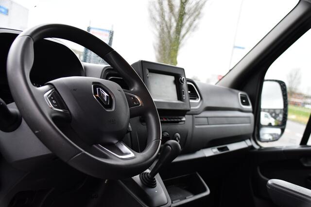 Renault MASTER T35 2.3 dCi 150 L2H2 PB Edition Camera, Cruise, Carplay, Automaat, Clima, 150pk, Trekhaak, Multimedia, NAVI, Uniek!