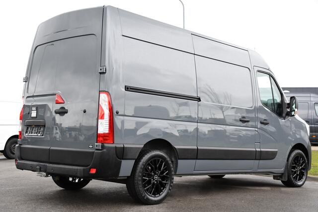 Renault MASTER T35 2.3 dCi 150 L2H2 PB Edition Camera, Cruise, Carplay, Automaat, Clima, 150pk, Trekhaak, Multimedia, NAVI, Uniek!