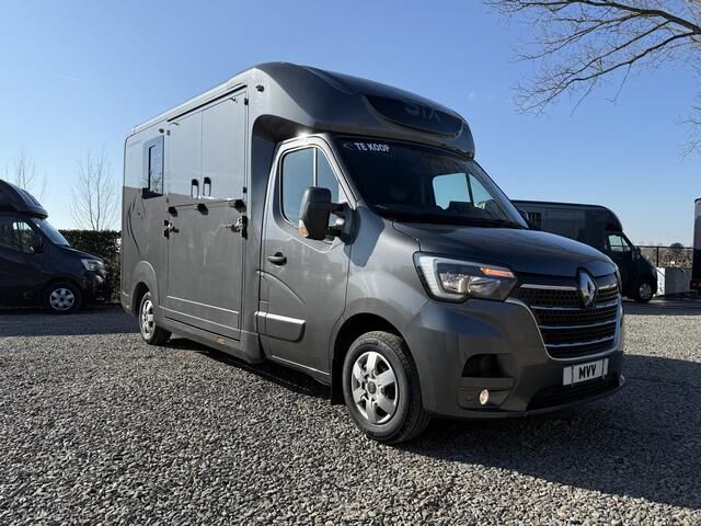 Renault MASTER PAARDENWAGEN | HORSETRUCK | STX | STALLION 3XL | 2022 | HENGST | 3-SEAT | 165PK | MANUEL | MARGE | BELGISCH KENTEKEN