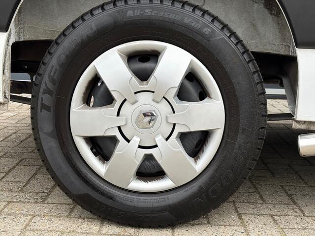 Renault MASTER L2H2 2.3 dCi 135PK 2x Schuifdeur / Camera / Cruise / Lane assist / Dode hoek / PDC / Trekhaak / LED / Navi / Bluetooth