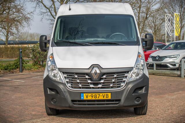 Renault MASTER FWD T33 L2H2 FWD dCi 130