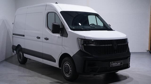 Renault MASTER 2.0 DCi 105 pk L2H2 Airco, Ex BTW/BPM Apple Carplay, Cruise Control, LED Koplampen, PDC V+A, 3-Zits