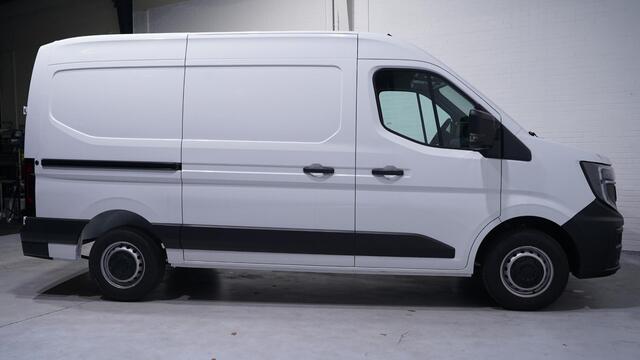 Renault MASTER 2.0 DCi 105 pk L2H2 Airco, Ex BTW/BPM Apple Carplay, Cruise Control, LED Koplampen, PDC V+A, 3-Zits