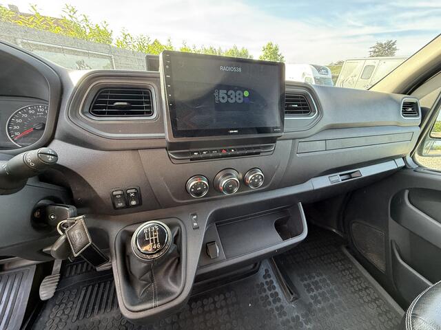 Renault MASTER | HORSETRUCK | STX | STALLION 5XL | 2023 | 70.026KM | DUB CAB | HENGST | LONG | 5-SEAT | L3 | SUPERDELUXE | BELGISCH KENTEKEN