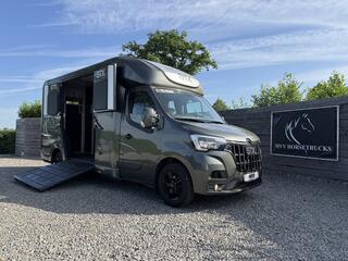 renault-master--horsetruck--stx-
