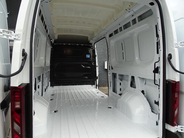 Renault MASTER E-Tech T35 L3H3 Extra long range 87 kWh ALL SEASON BANDEN / PASSAGIERSSTOEL / 270 GRADEN DEUREN