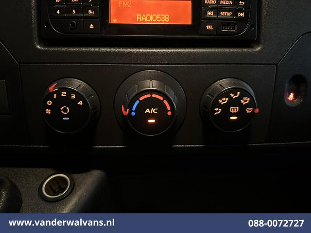 Renault MASTER 2.3 dCi 131pk L2H2 Euro6 Airco | 2500kg Trekhaak | Bijrijdersbank Bluetooth telefoonvoorbereiding