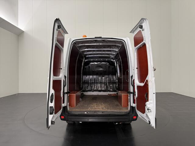 Renault MASTER 2.3DCi 150PK L2H2 Business | Multimedia | Camera | Airco | Cruise | 3-Zits | Betimmering