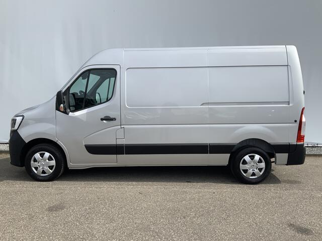 Renault MASTER T35 2.3 dCi 135 L2H2 Work Edition Airco Cruise Navi Camera Trekhaak 2500 kg 3 Zits Euro 6