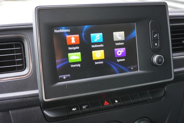Renault MASTER 150pk Automaat L2H2 Trekhaak Navigatie Apple carplay Camera Parkeersensoren Airco Cruise control Imperiaal