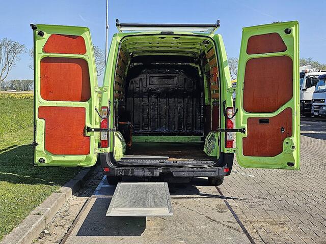 Renault MASTER T28 2.3 dCi L2H2 L2H2, Laadklep, airco, navi, camera, imperiaal, trap