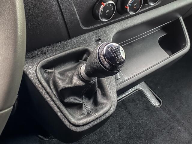 Renault MASTER T35 180PK L2H2 Energy Work Edition | 2X SCHUIFDEUREN | NAVI | CRUISE | AIRCO | IMPERIAAL | TREKHAAK | BETIMMERING |