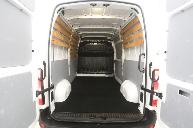 Renault MASTER 2.3 dCi L2H2 | Airco | Cruise | Camera | Carplay | 3 Zits | Trekhaak