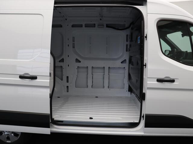 Renault MASTER E-Tech T35 L2H2 Extra long range 87 kWh | Achteruitrijcamera | C-Shape LED dagrijverlichting | Elektronisch geregelde airconditioning |