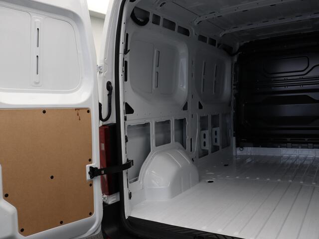 Renault MASTER E-Tech T35 L2H2 Extra long range 87 kWh | Achteruitrijcamera | C-Shape LED dagrijverlichting | Elektronisch geregelde airconditioning |