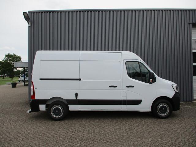 Renault MASTER 2.3 dCi 135 PK L2 H2 Airco Trekhaak Camera