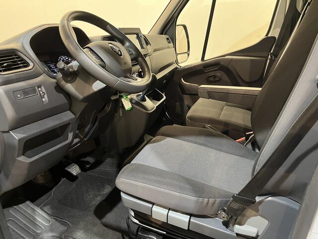 Renault MASTER 2.3 dCi 150 PK L3H3 Automaat / Euro 6 / Airco / Cruise Control / CarPlay / Camera / Trekhaak / Navigatie / 3-Zits