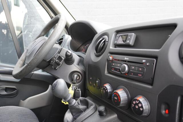 Renault MASTER 2.3 dCi 130PK L2H2 EURO 6 - Airco - Navi - Cruise - ¤11.900,- Excl.