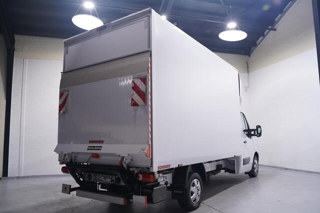 Renault MASTER 2.3 DCi 163 pk Bakwagen met Laadklep Navi, Airco Apple Carplay, Dakspoiler, Cruise Control, LxBxH 408x205x220 cm