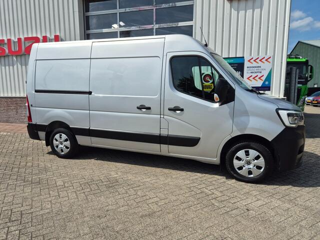 Renault MASTER T 35 2,3 dCi 135 Pk Euro 6 L2H2 38.690 Km Trekhaak PDC 3 Zits